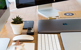 樊振东空砍2分，德甲主场爆冷！对手52岁主帅亲自上场，赛后秒变迷弟求合影！